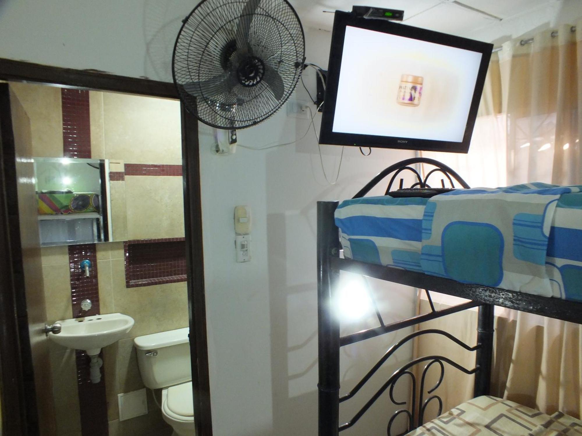 Hotel Malecon Del Rio Баранкила Екстериор снимка